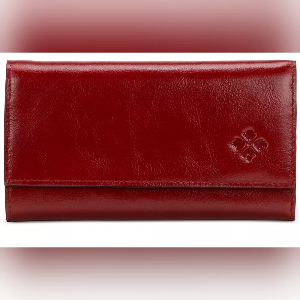 BRAND NEW IN BOX. Boxed Terresa Leather Wallet